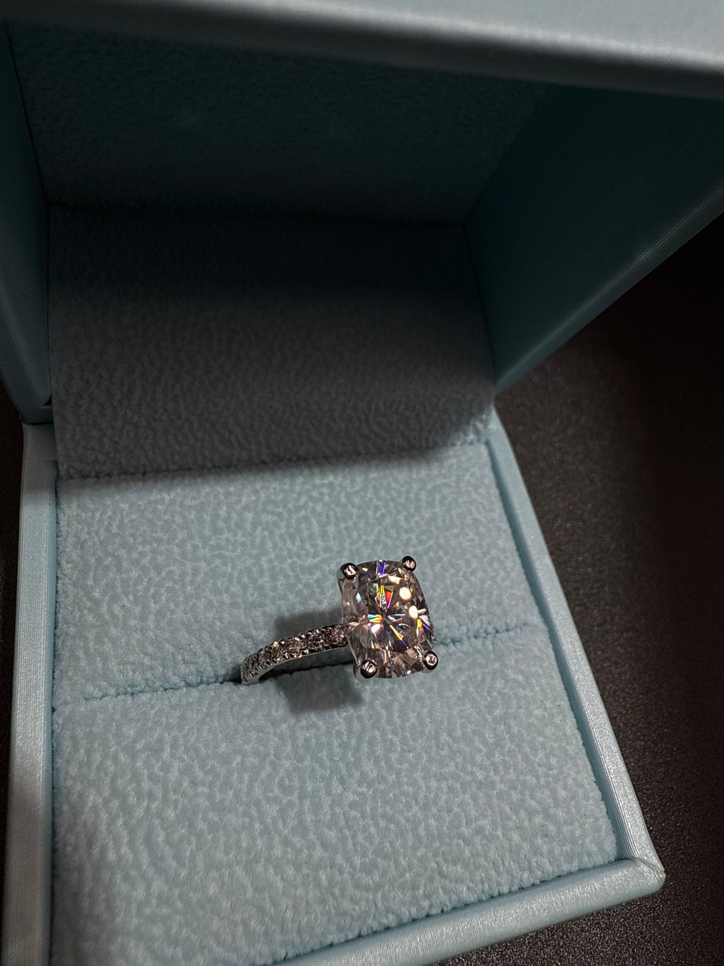 3 carat elongated ring