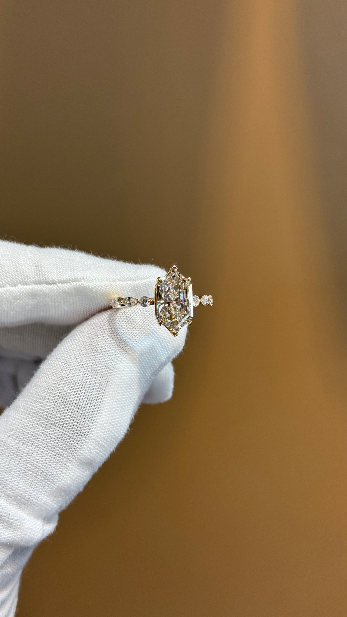 Dutch Marquise 2.5 ct
