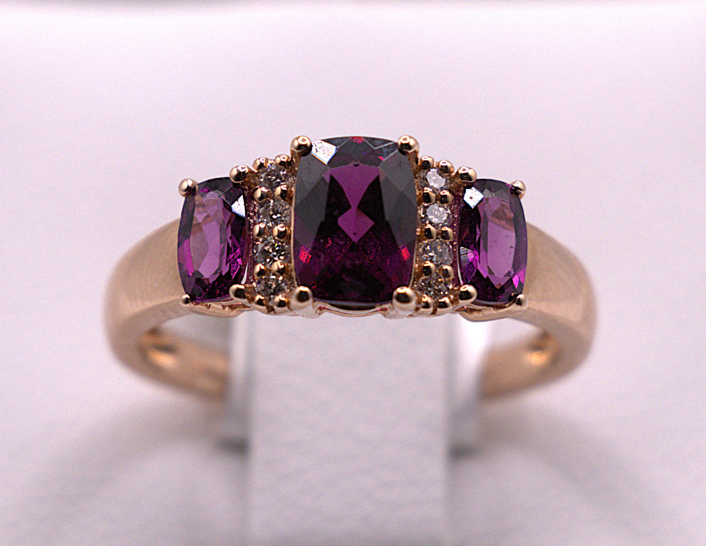 14KT 3 Garnet Ring