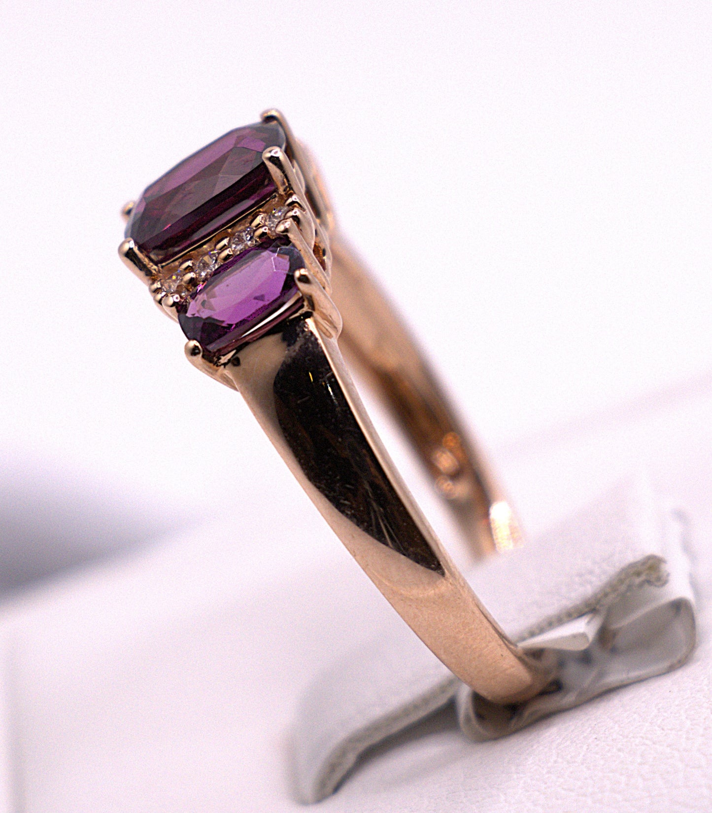 14KT 3 Garnet Ring