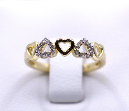 10KT Diamond Heart Ring
