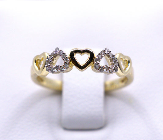 10KT Diamond Heart Ring