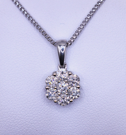 10KT 2 Carat Cluster Pendant w/Chain